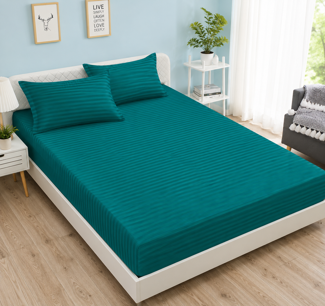 Lenjerie de Pat Damasc Hotelier Verde Petrol cu Elastic 6 Piese, Dungi Fine Satinate, 180x200 cm – 18499-SE