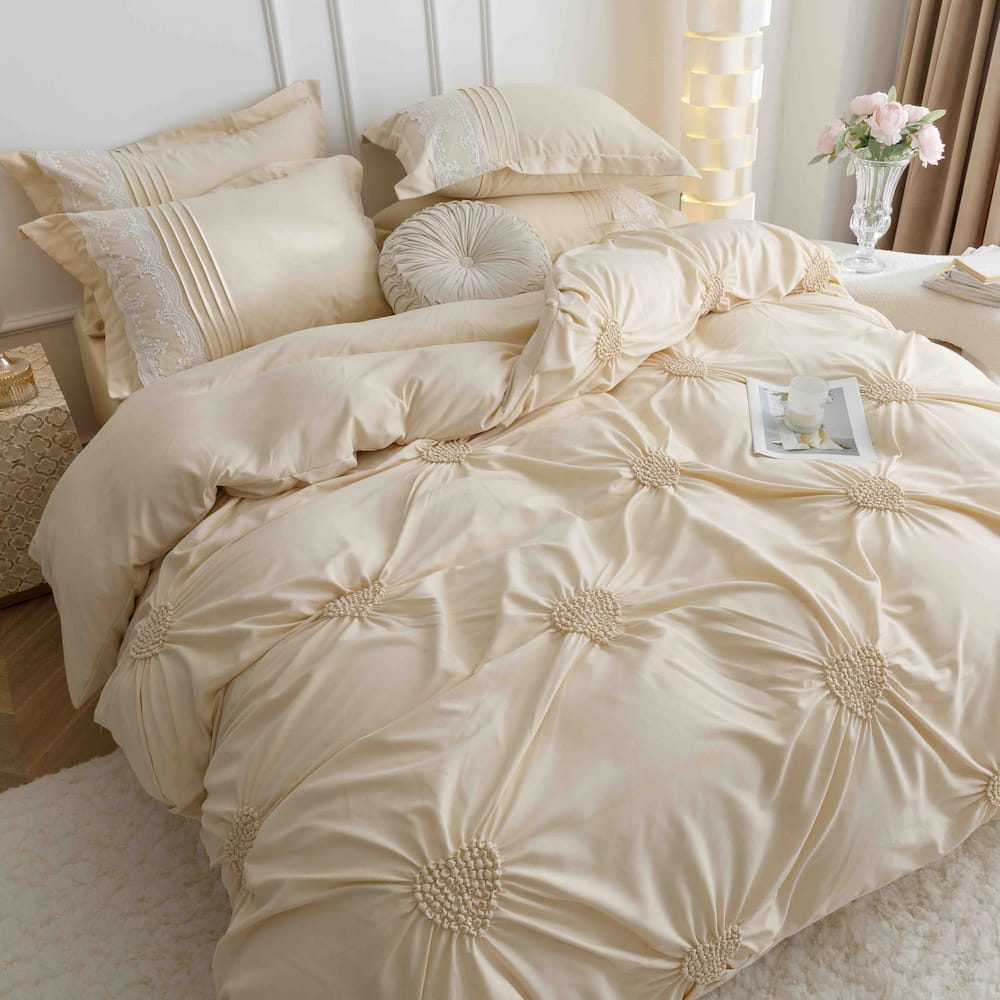 Lenjerie de pat finet cu inimi brodate - 6 piese | 5709-J