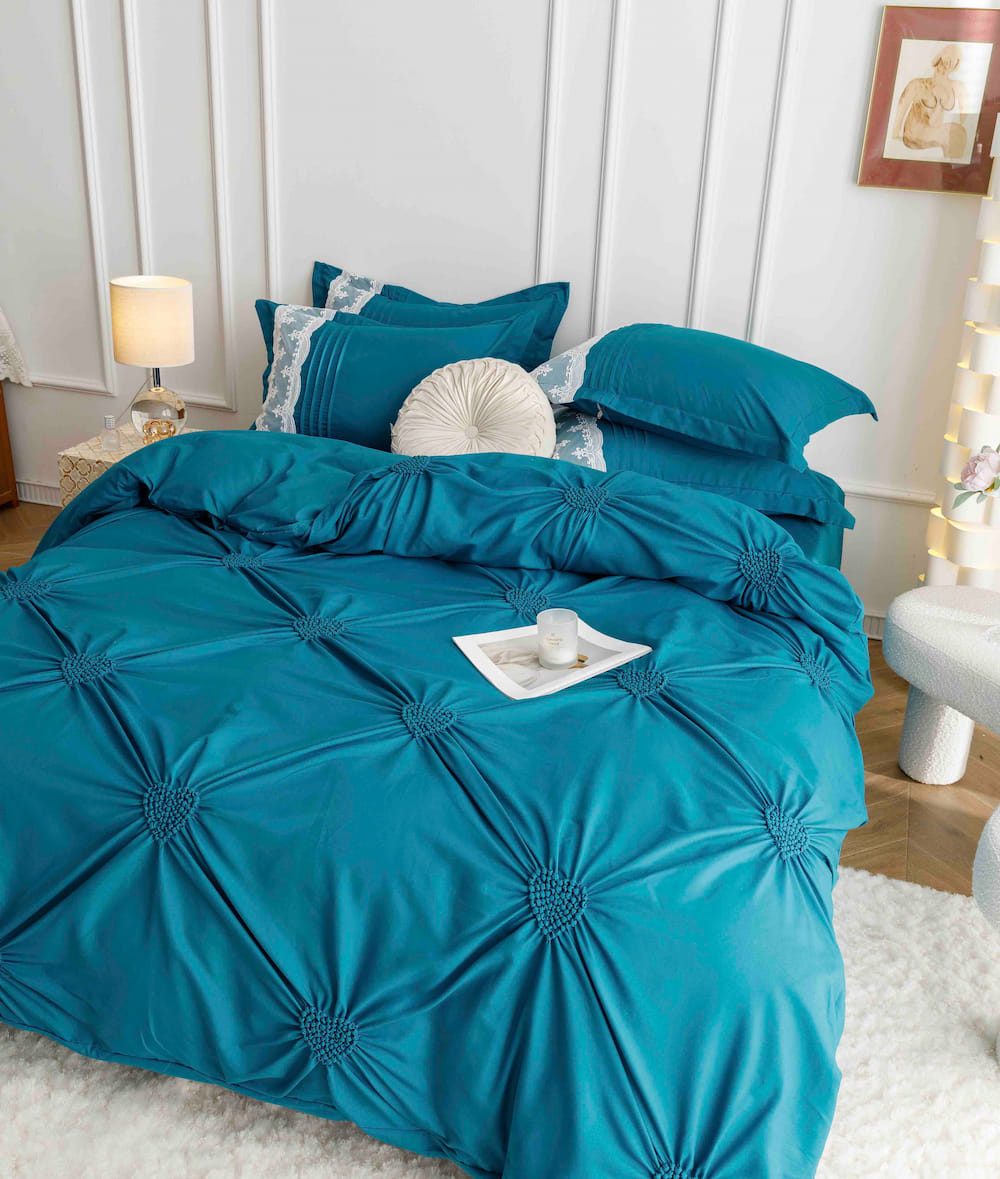 Lenjerie de pat finet cu inimi brodate - 6 piese | 5704-J