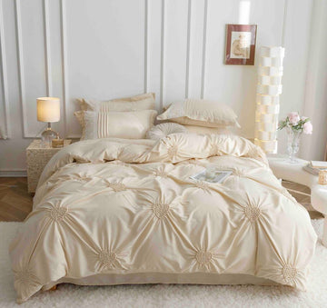 Lenjerie de pat finet cu inimi brodate - 6 piese | 5709-J