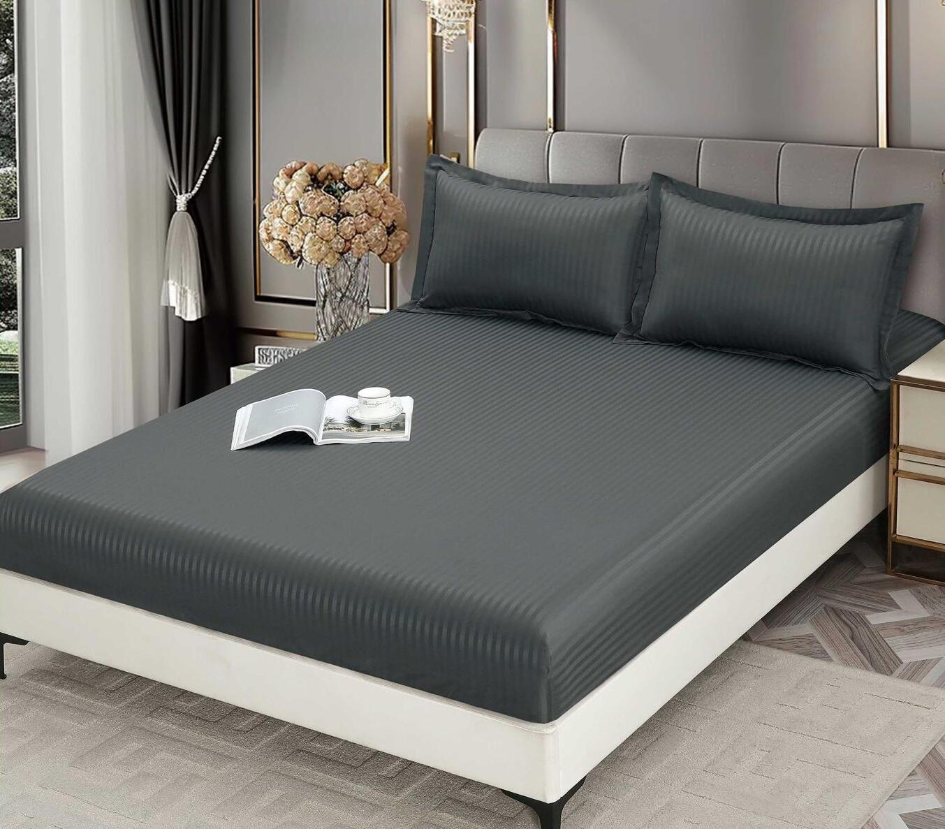 Husa de pat bumbac damasc hotelier cu elastic - 3 piese | 16753-C
